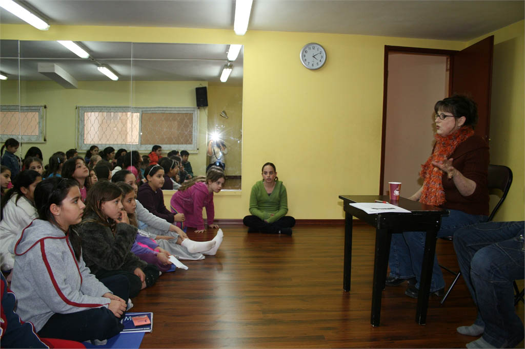 2011_10_01_06_45_15___2008_196